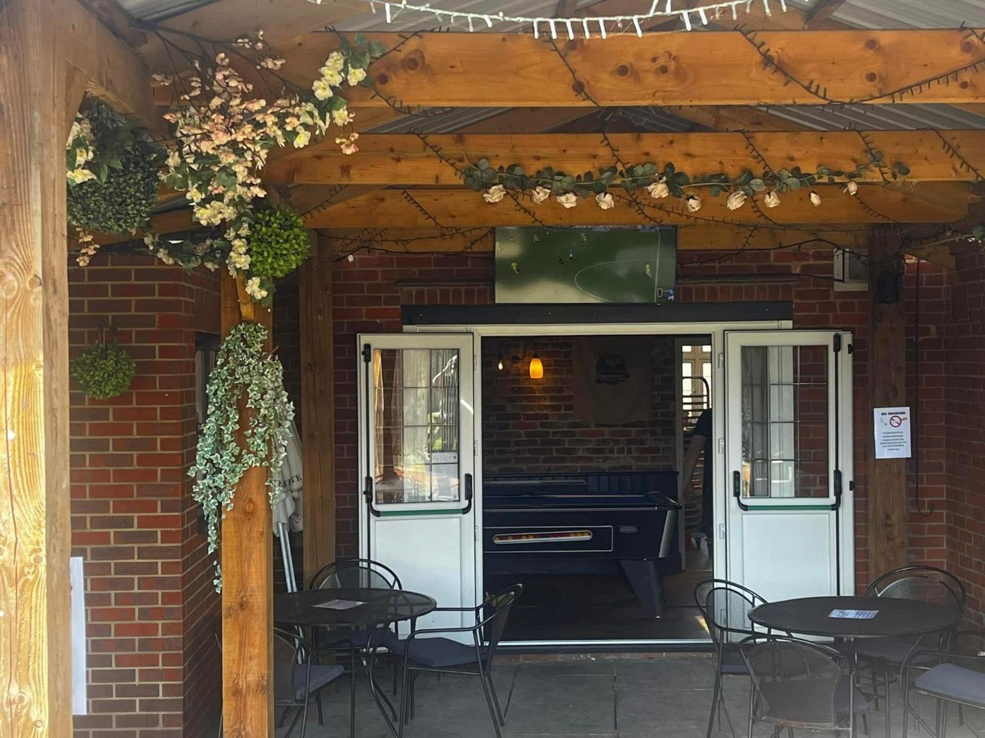 The George Inn Middle Wallop Stockbridge  Exteriör bild
